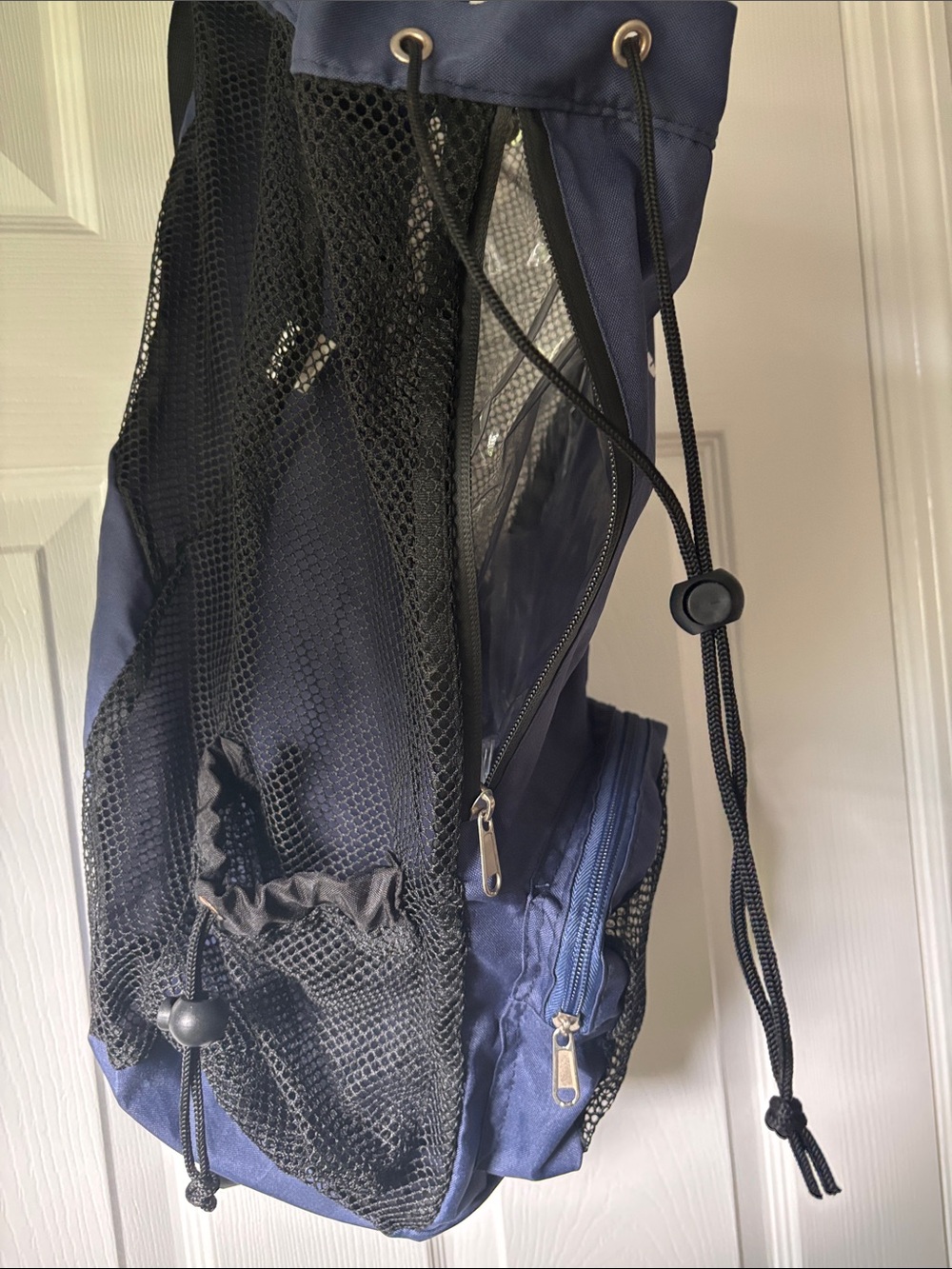 WANDf Navy Blue Drawstring Sports Backpack with Mesh Pockets - Picture 2 of 4